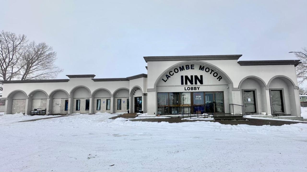 Lacombe Motor Inn 외부 사진
