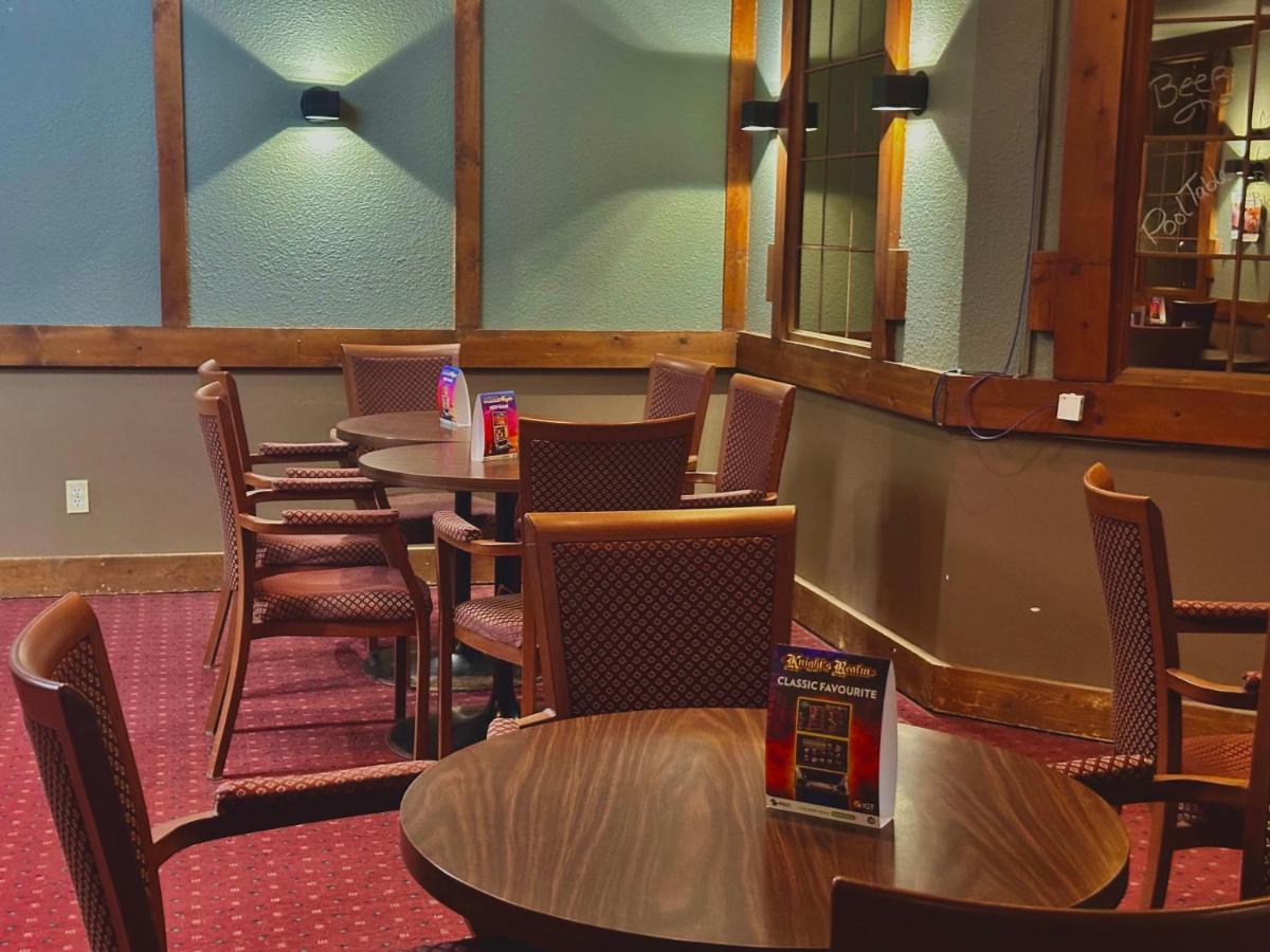 Lacombe Motor Inn 외부 사진