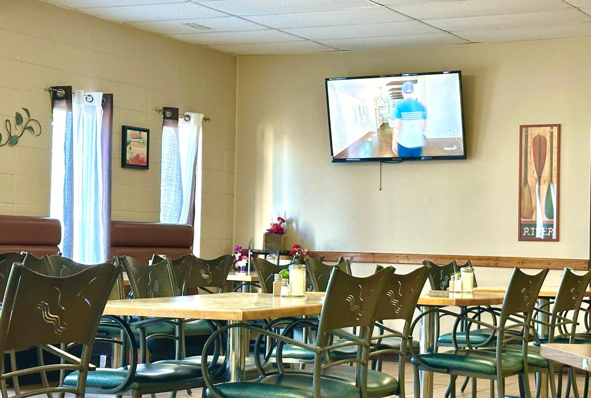 Lacombe Motor Inn 외부 사진